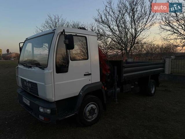 Белый МАН ЛЕ 8.180, объемом двигателя 4.6 л и пробегом 350 тыс. км за 27500 $, фото 1 на Automoto.ua