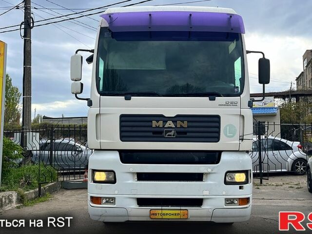 Белый МАН ТГА, объемом двигателя 10 л и пробегом 373 тыс. км за 7500 $, фото 1 на Automoto.ua
