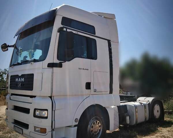 Белый МАН ТГА, объемом двигателя 0 л и пробегом 100 тыс. км за 12000 $, фото 1 на Automoto.ua