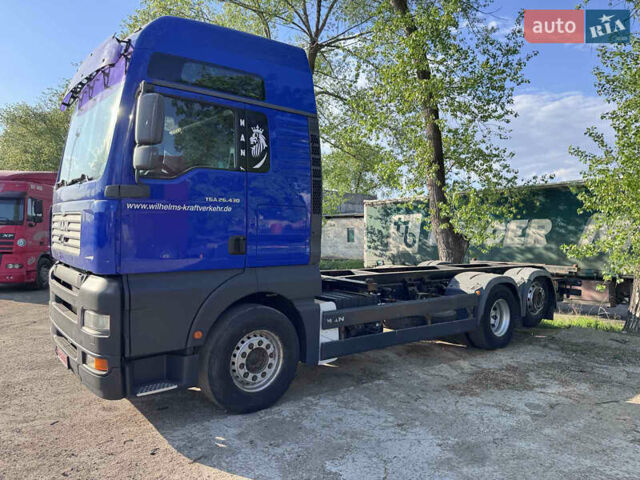 Синий МАН ТГА, объемом двигателя 10.5 л и пробегом 929 тыс. км за 17600 $, фото 1 на Automoto.ua