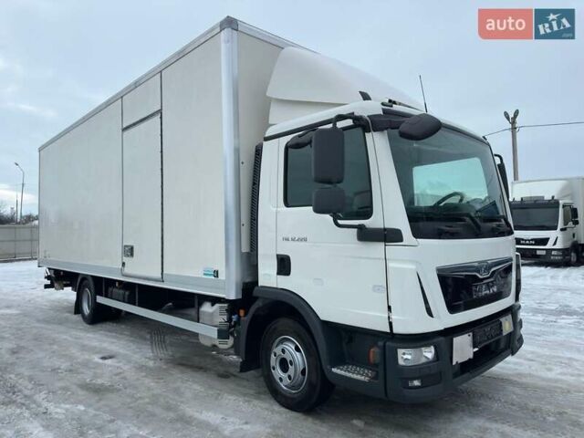 Белый МАН ТГЛ, объемом двигателя 4.6 л и пробегом 560 тыс. км за 28900 $, фото 1 на Automoto.ua