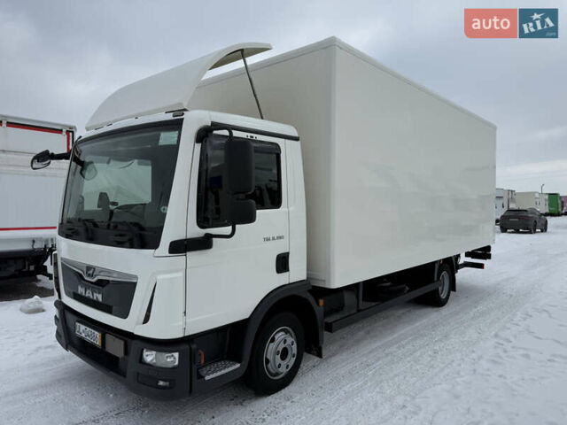 Белый МАН ТГЛ, объемом двигателя 4.6 л и пробегом 270 тыс. км за 37300 $, фото 1 на Automoto.ua