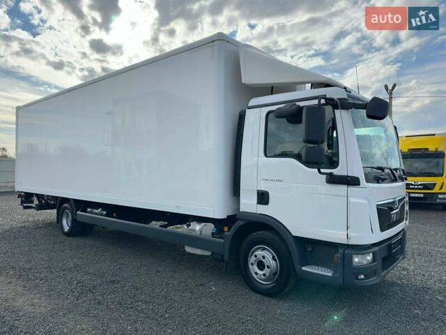 Белый МАН ТГЛ, объемом двигателя 4.6 л и пробегом 306 тыс. км за 45900 $, фото 1 на Automoto.ua