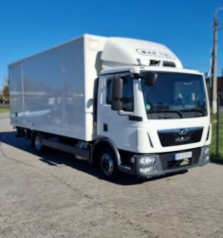 Белый МАН ТГЛ, объемом двигателя 4.58 л и пробегом 347 тыс. км за 42000 $, фото 1 на Automoto.ua