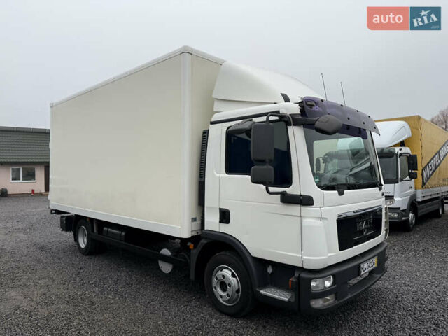 Белый МАН ТГЛ, объемом двигателя 4.6 л и пробегом 353 тыс. км за 23700 $, фото 1 на Automoto.ua