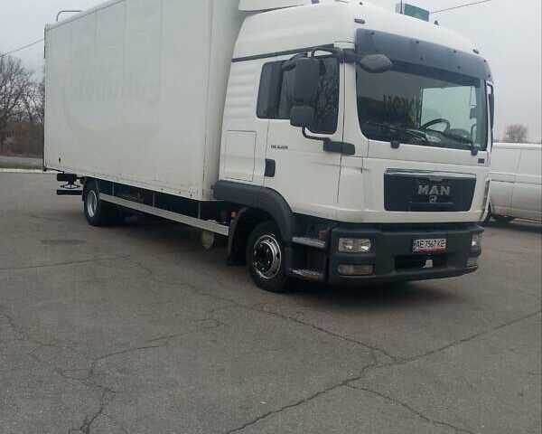 Белый МАН ТГЛ, объемом двигателя 4.58 л и пробегом 800 тыс. км за 18500 $, фото 1 на Automoto.ua