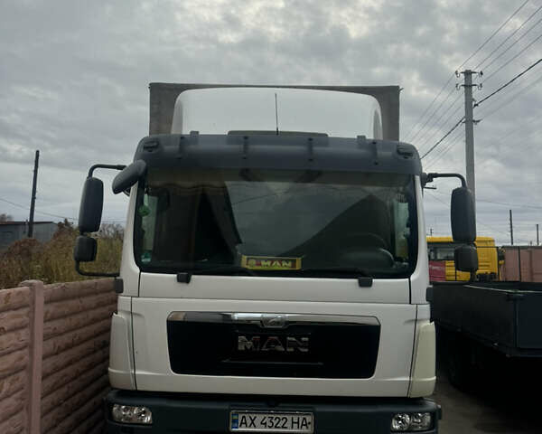 Белый МАН ТГЛ, объемом двигателя 4.6 л и пробегом 700 тыс. км за 19800 $, фото 1 на Automoto.ua