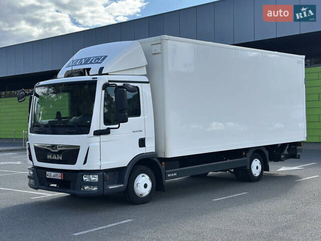 МАН ТГЛ, объемом двигателя 4.6 л и пробегом 360 тыс. км за 33400 $, фото 1 на Automoto.ua