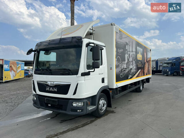 МАН ТГЛ, объемом двигателя 0 л и пробегом 502 тыс. км за 31900 $, фото 1 на Automoto.ua