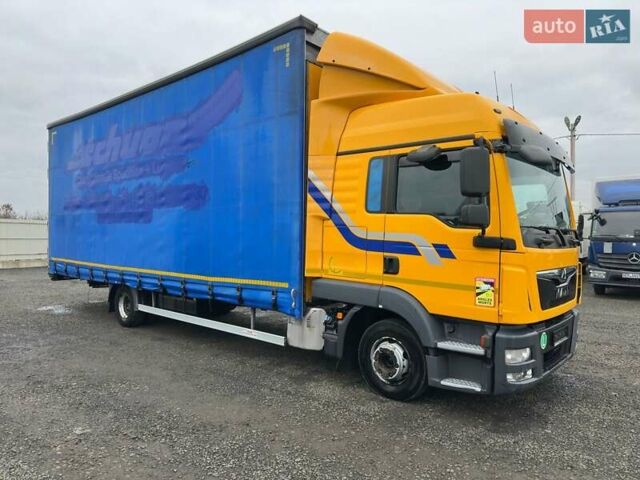 Желтый МАН ТГЛ, объемом двигателя 4.6 л и пробегом 816 тыс. км за 39900 $, фото 1 на Automoto.ua