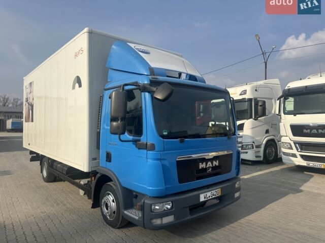 Синий МАН ТГЛ, объемом двигателя 4.6 л и пробегом 196 тыс. км за 23600 $, фото 1 на Automoto.ua