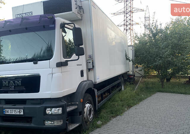 Білий МАН TGM, об'ємом двигуна 6.87 л та пробігом 918 тис. км за 35000 $, фото 1 на Automoto.ua