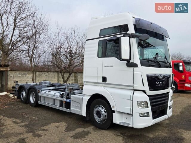 Белый МАН ТГКС, объемом двигателя 12.5 л и пробегом 657 тыс. км за 48000 $, фото 1 на Automoto.ua
