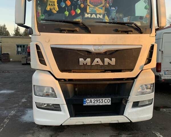 Белый МАН ТГКС, объемом двигателя 12.42 л и пробегом 823 тыс. км за 34000 $, фото 1 на Automoto.ua