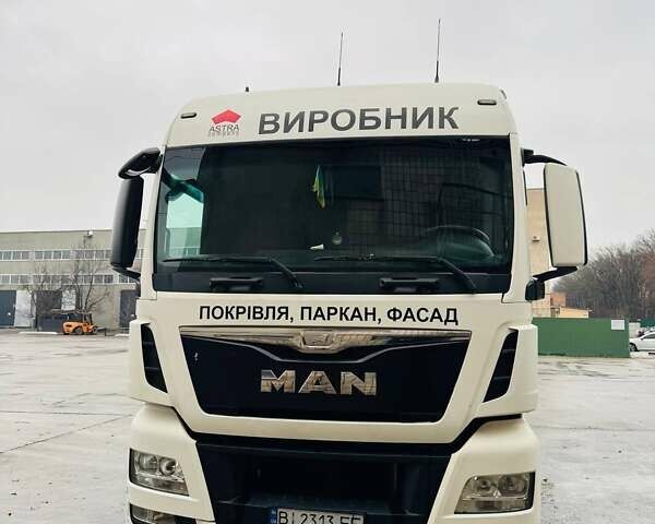 Белый МАН ТГКС, объемом двигателя 12.42 л и пробегом 24 тыс. км за 30000 $, фото 1 на Automoto.ua