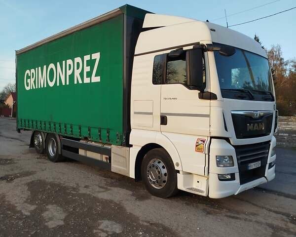 Белый МАН ТГКС, объемом двигателя 12.42 л и пробегом 225 тыс. км за 32500 $, фото 1 на Automoto.ua