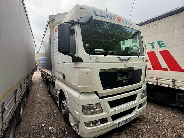 Белый МАН ТГКС, объемом двигателя 0 л и пробегом 256 тыс. км за 12000 $, фото 1 на Automoto.ua