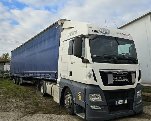Белый МАН ТГКС, объемом двигателя 12.42 л и пробегом 830 тыс. км за 19400 $, фото 1 на Automoto.ua