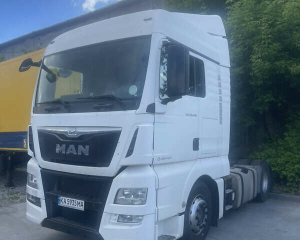 Белый МАН ТГКС, объемом двигателя 12.42 л и пробегом 953 тыс. км за 10200 $, фото 1 на Automoto.ua