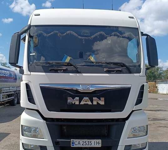 Белый МАН ТГКС, объемом двигателя 12.42 л и пробегом 120 тыс. км за 21000 $, фото 1 на Automoto.ua