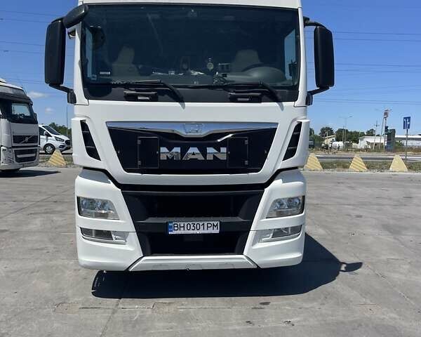 Белый МАН ТГКС, объемом двигателя 12.42 л и пробегом 718 тыс. км за 31900 $, фото 1 на Automoto.ua