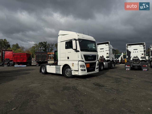 МАН ТГКС 2016 в Киеве на Automoto.ua Белый МАН ТГКС, объемом двигателя 12.42 л и пробегом 950 тыс. км за 18999 $, фото 1 на Automoto.ua