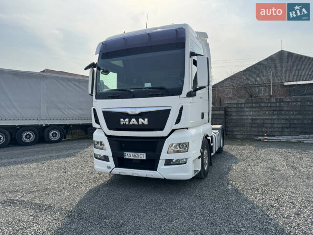 Белый МАН ТГКС, объемом двигателя 12.42 л и пробегом 1000 тыс. км за 17000 $, фото 1 на Automoto.ua