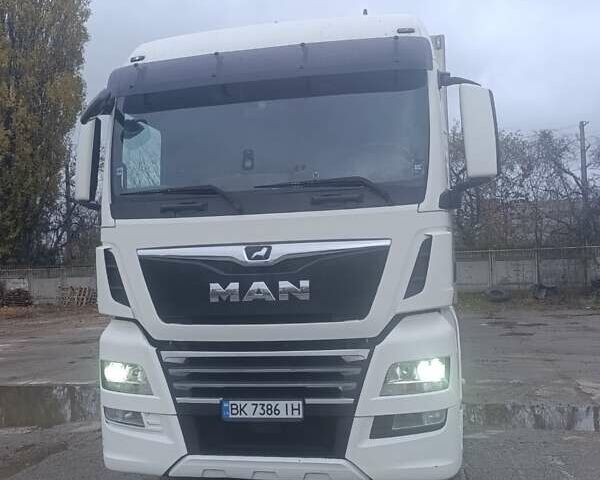 Білий МАН ТГКС, об'ємом двигуна 12.42 л та пробігом 720 тис. км за 31000 $, фото 1 на Automoto.ua