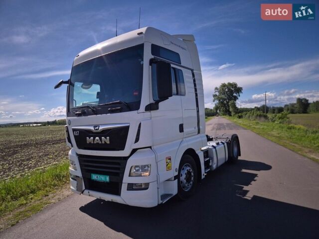 Белый МАН ТГКС, объемом двигателя 0 л и пробегом 780 тыс. км за 33600 $, фото 1 на Automoto.ua