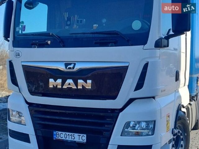 Белый МАН ТГКС, объемом двигателя 12.42 л и пробегом 500 тыс. км за 36000 $, фото 1 на Automoto.ua