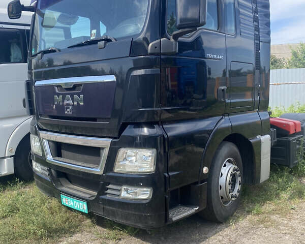 Черный МАН ТГКС, объемом двигателя 0 л и пробегом 830 тыс. км за 16000 $, фото 1 на Automoto.ua