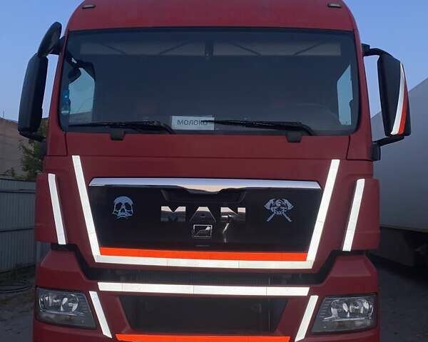Красный МАН ТГКС, объемом двигателя 10.52 л и пробегом 265 тыс. км за 13500 $, фото 1 на Automoto.ua