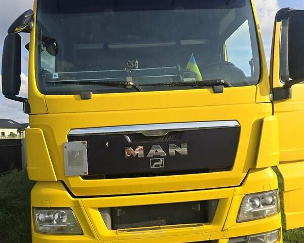 Желтый МАН ТГКС, объемом двигателя 10.52 л и пробегом 600 тыс. км за 9999 $, фото 1 на Automoto.ua