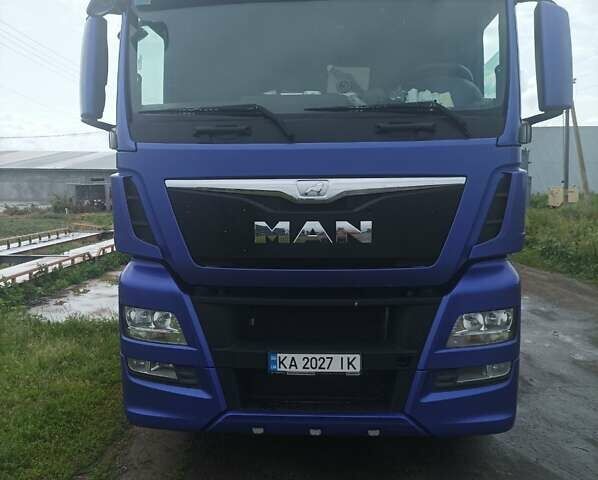 Синий МАН ТГКС, объемом двигателя 12.42 л и пробегом 888 тыс. км за 25000 $, фото 1 на Automoto.ua