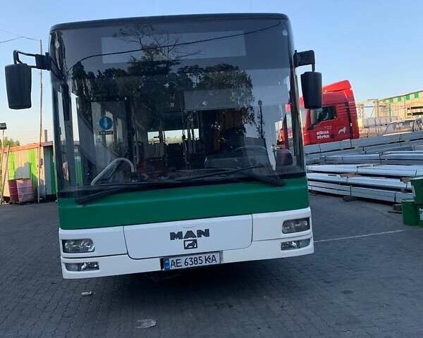 Зеленый МАН NL 263, объемом двигателя 6.87 л и пробегом 950 тыс. км за 9000 $, фото 1 на Automoto.ua