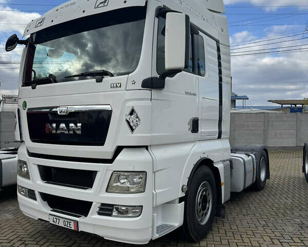 Белый МАН TGX 18.480, объемом двигателя 12.5 л и пробегом 769 тыс. км за 25000 $, фото 1 на Automoto.ua