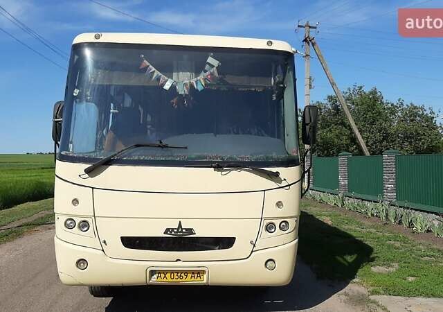 МАЗ 256, объемом двигателя 4.75 л и пробегом 500 тыс. км за 10000 $, фото 1 на Automoto.ua