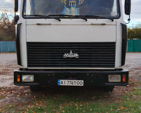 МАЗ 437041 2006 в Боярка на Automoto.ua Белый МАЗ 437041, объемом двигателя 4.75 л и пробегом 329 тыс. км за 12900 $, фото 1 на Automoto.ua