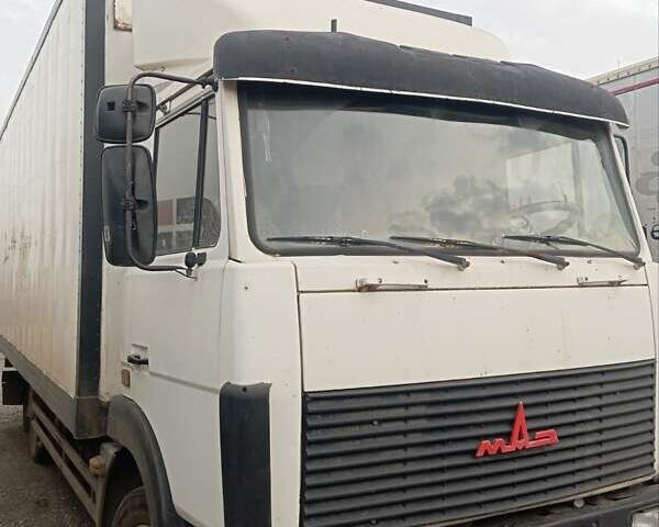 Белый МАЗ 4371, объемом двигателя 4.6 л и пробегом 600 тыс. км за 5000 $, фото 1 на Automoto.ua