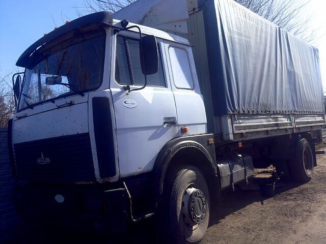 Белый МАЗ 5336, объемом двигателя 11 л и пробегом 250 тыс. км за 4000 $, фото 1 на Automoto.ua