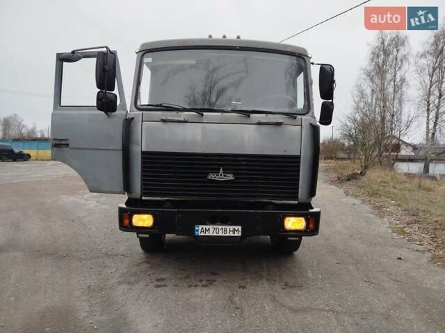 Серый МАЗ 5336, объемом двигателя 15 л и пробегом 145 тыс. км за 8900 $, фото 1 на Automoto.ua