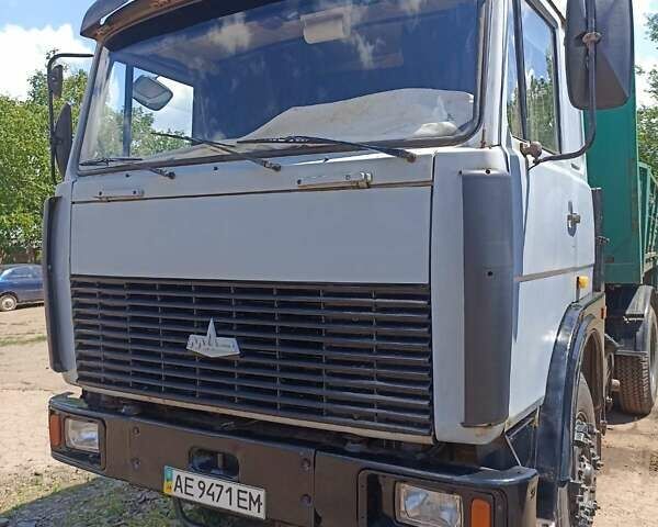 Серый МАЗ 54323-032, объемом двигателя 14.86 л и пробегом 120 тыс. км за 3200 $, фото 1 на Automoto.ua