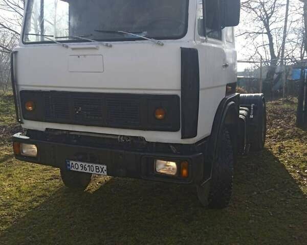 Белый МАЗ 54331, объемом двигателя 11.15 л и пробегом 5 тыс. км за 4000 $, фото 1 на Automoto.ua
