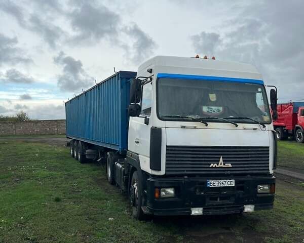 Белый МАЗ 544008, объемом двигателя 14.86 л и пробегом 500 тыс. км за 12500 $, фото 1 на Automoto.ua