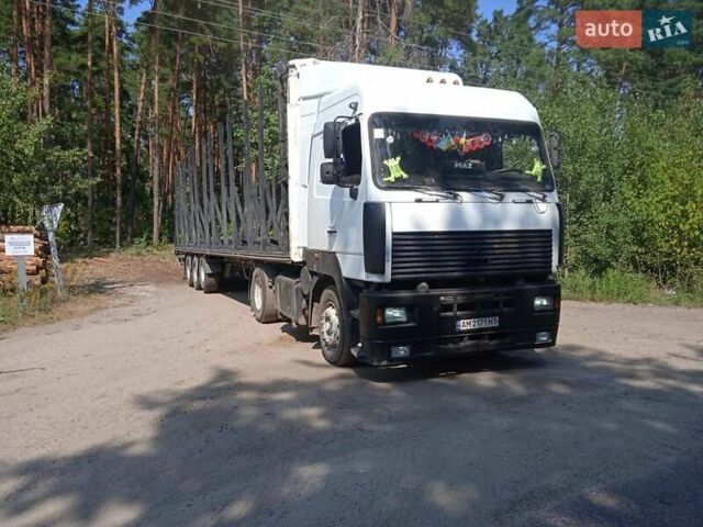 Белый МАЗ 544008, объемом двигателя 14.8 л и пробегом 490 тыс. км за 5200 $, фото 1 на Automoto.ua