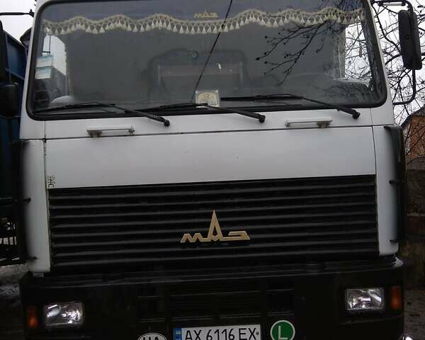 Серый МАЗ 544008, объемом двигателя 14.9 л и пробегом 250 тыс. км за 16500 $, фото 1 на Automoto.ua