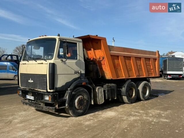 Бежевый МАЗ 5516, объемом двигателя 14.86 л и пробегом 300 тыс. км за 16900 $, фото 1 на Automoto.ua