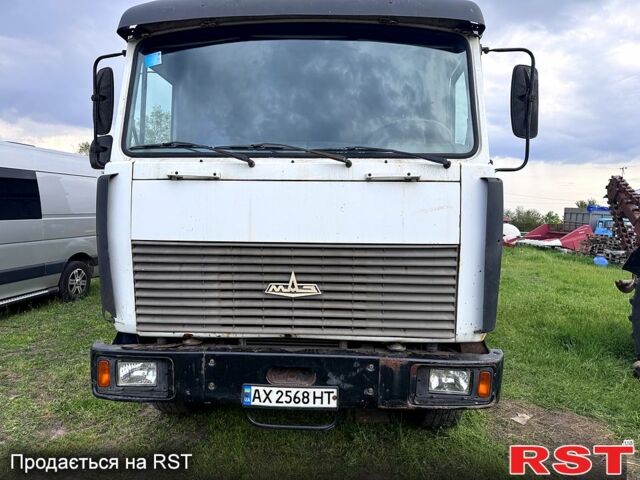 Серый МАЗ 5516, объемом двигателя 14.5 л и пробегом 180 тыс. км за 9999 $, фото 1 на Automoto.ua