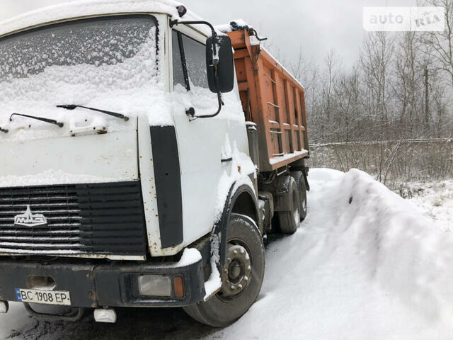 Белый МАЗ 551605, объемом двигателя 15 л и пробегом 300 тыс. км за 16500 $, фото 1 на Automoto.ua