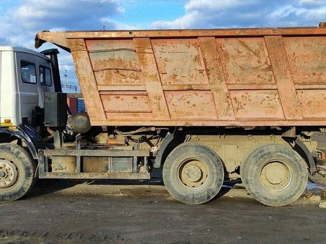 Білий МАЗ 551605, об'ємом двигуна 14.86 л та пробігом 308 тис. км за 15000 $, фото 1 на Automoto.ua